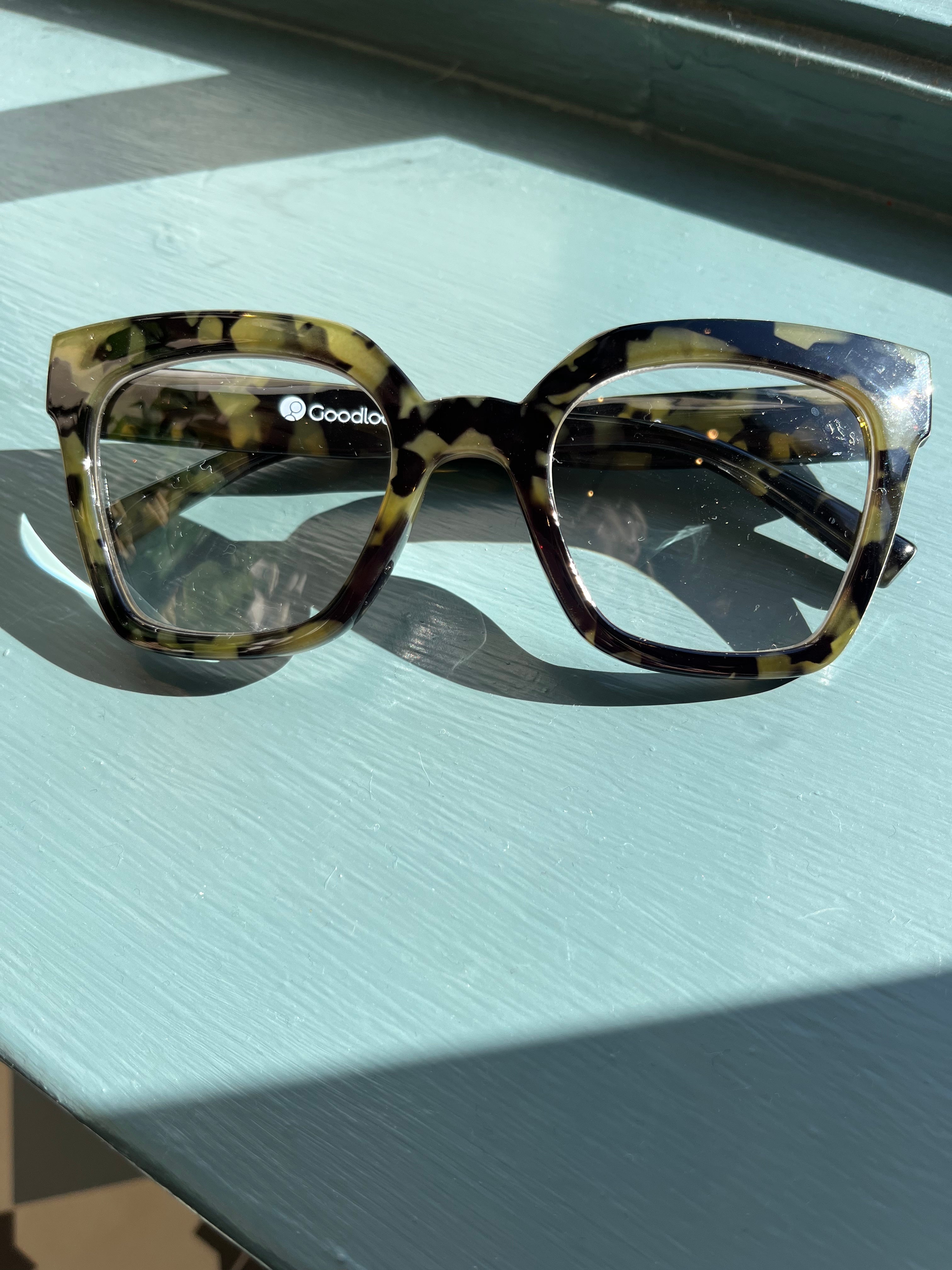 Jaye Reading Glasses - Green Tortoiseshell