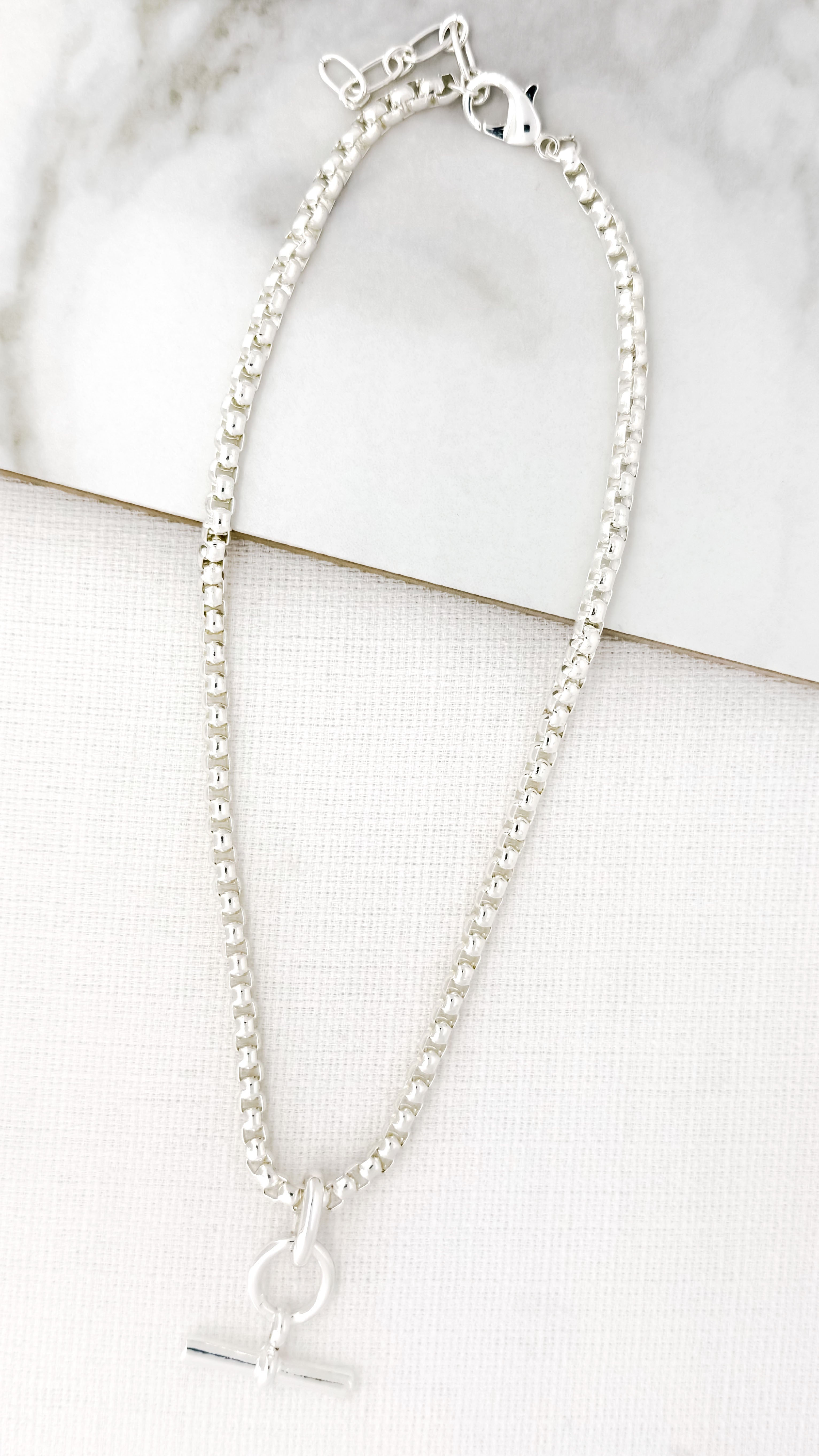 Short T-bar Necklace - Silver