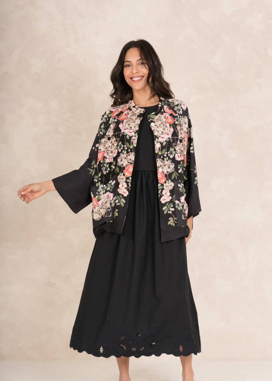 Trailing Blossom Linen Jacket - Black